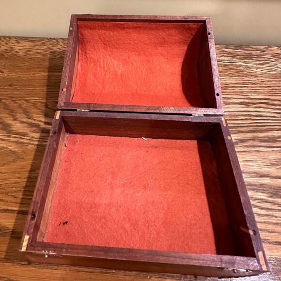 Vintage Wooden Jewelry Box - Picture 2 of 3